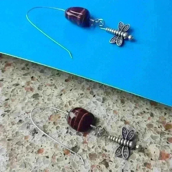 Vintage southwestern gemstone silver tone dragonfly earrings - Picture 5 of 11